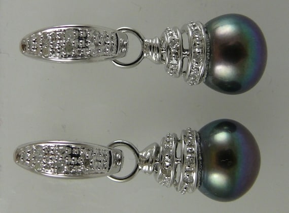 Freshwater Black 9.6mm & 9.7mm Pearl Earring 14k White Gold and Diamonds 0.14ct