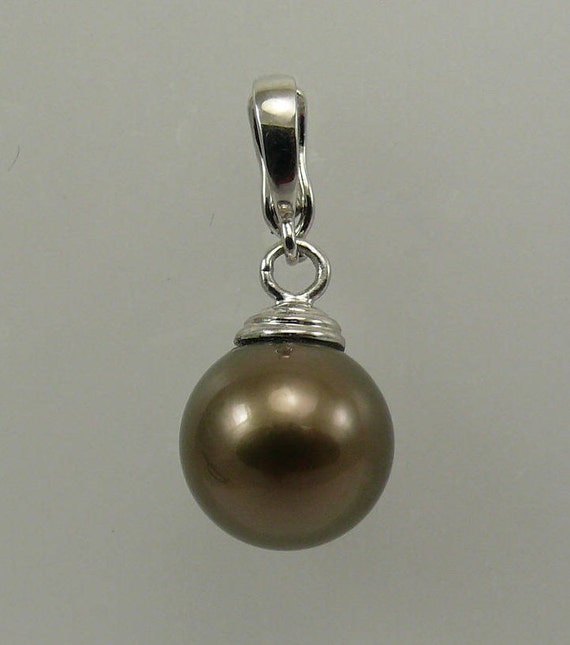 Tahitian 11.3 mm Round Pearl Pendant with 14k White Gold