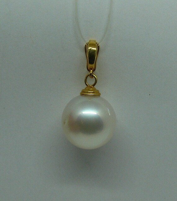 South Sea White Pearl 15.3 mm x 15.1 mm Pendant 14k Yellow Gold Enhancer