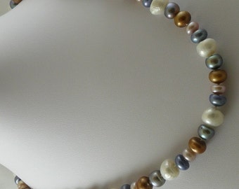 Freshwater Multicolor Pearl 9 MM to 10.5 MM Necklace 14k Yellow Gold Clasp