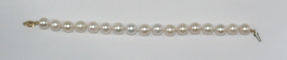 Freshwater White Pearl Bracelet 14k Yellow Gold Clasp 7 1/2 Inches Long