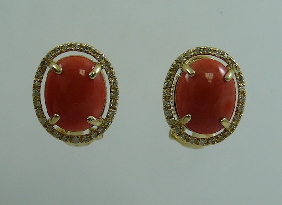 Coral 10.8 x 8.7 mm Earring 14k Yellow Gold and Diamonds 0.28ct