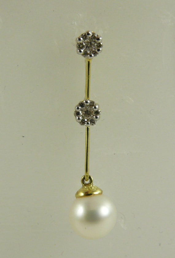 Fresh Water White Pearl 8.4mm Pendant 14k Yellow Gold & Diamonds 0.20ct
