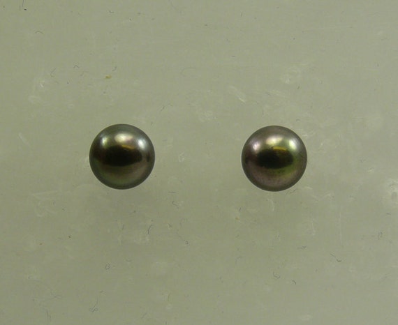 Freshwater Black Button Shape Pearl Earring 14k Yellow Gold Post and Push Back