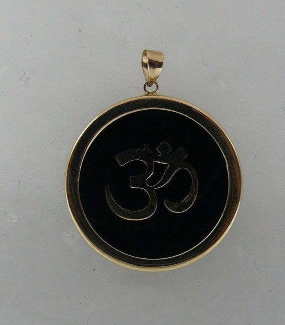 Black Onyx OM Pendant 14k Yellow Gold