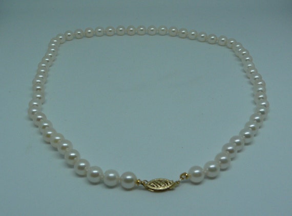 Akoya White 6.5 mm - 7.0 mm Pearl Necklace 14k Yellow Gold Clasp 18 Inches Long