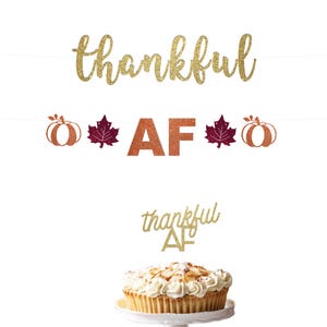 Friendsgiving Decorations, Friendsgiving Party Decorations, Cake Topper, Office Thanksgiving Backdrop for Memorable Gatherings, Thanksgiving