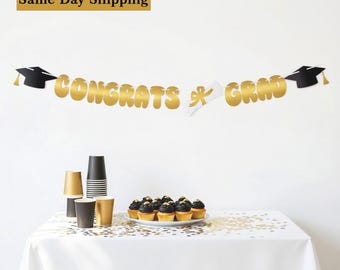 Class of 2026 Banner – Gold Foil Graduation Party Decor – Elegant Senior 2026 Celebration Backdrop