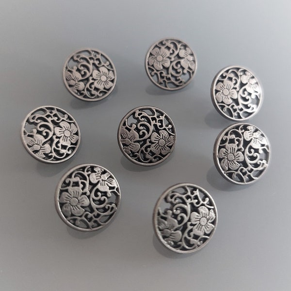 8 boutons ronds 12 mm métal gravé et ajouré coloris gris acier