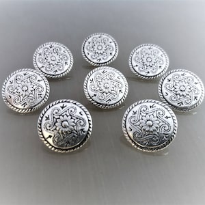 8 boutons ronds 15 mm métal gravé coloris argent image 1