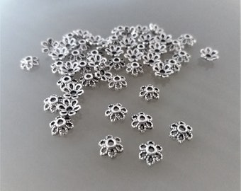 50 coupelles 6 mm fleurs métal coloris argent