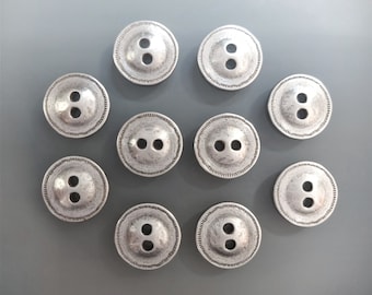 10 boutons ronds 17 mm métal coloris argent