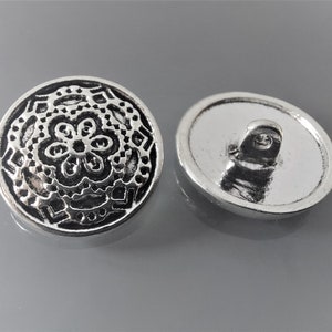 6 boutons ronds 19 mm métal gravé coloris argent image 5