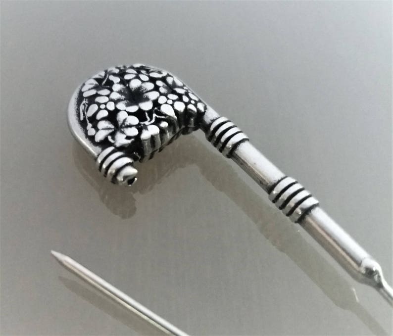 Brooch 6.1 cm silver color flower decoration image 3