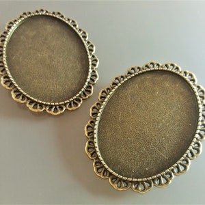2 Oval cabochon brooch supports 40 mm X 30 mm bronze color