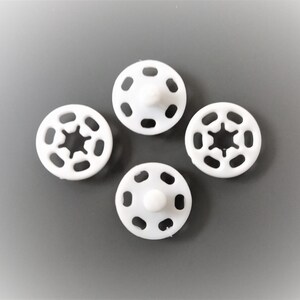 20 round snaps 15 mm white plastic image 4