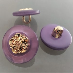 10 boutons ronds fantaisies 18 mm plastique mauve et doré image 3