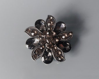 Flower jewel button 30 mm metal and black rhinestone