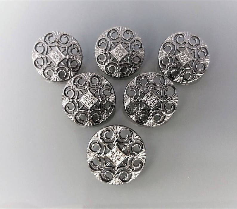 6 boutons ronds 20mm métal coloris argent foncé image 1