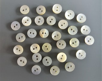 30 boutons ronds en nacre naturelle de diamètre 9 mm