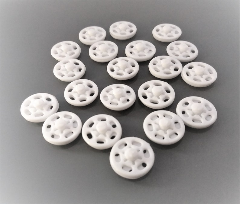 20 round snaps 15 mm white plastic image 2