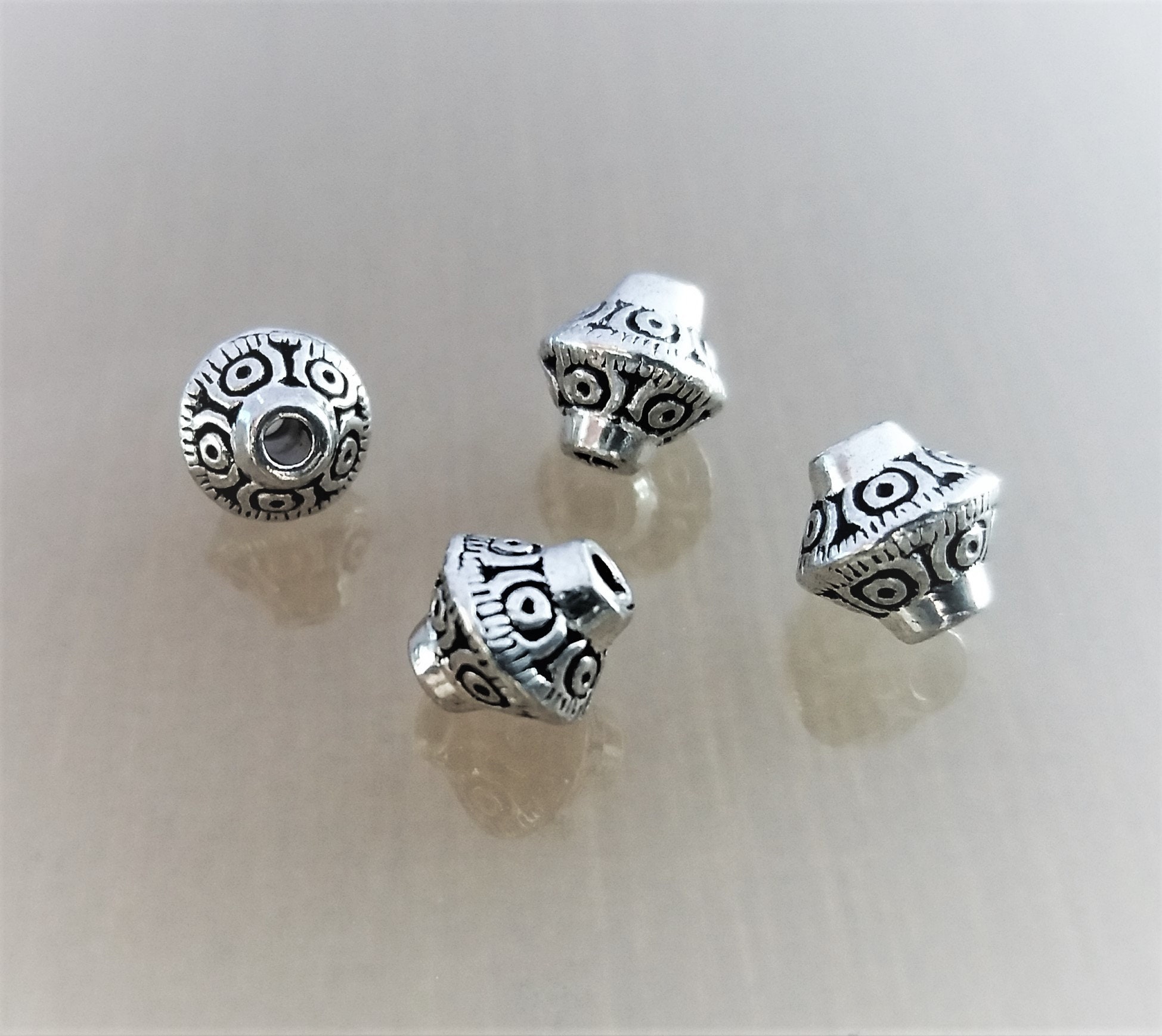 20 Silver Color Engraved Metal Beads Etsy
