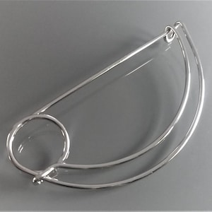 Brooch arch of a circle metal silver color image 1