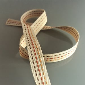 2 mètres de galon sergé 15 mm beige avec points selliers colorés