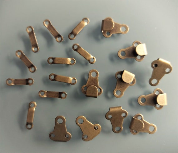 10 Flat Hooks Bronze Color Metal 