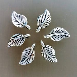 6 pendentifs feuilles métal coloris argent image 2