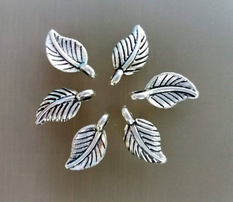 6 pendentifs feuilles métal coloris argent image 2