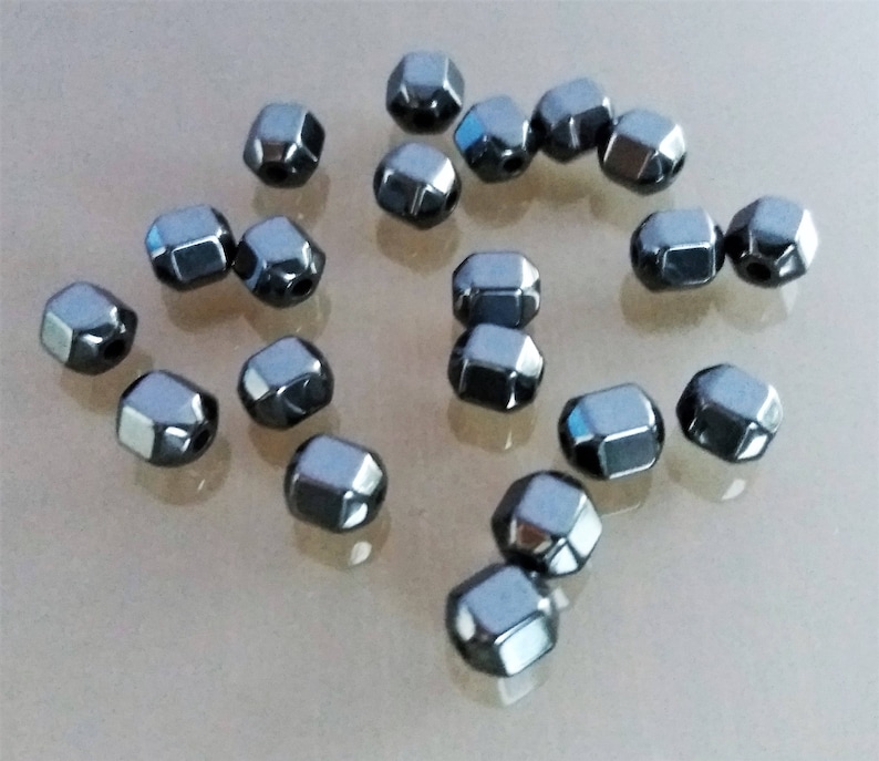 20 hexagons pearls hematite anthracite color