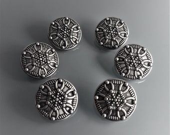 6 round buttons 18 mm engraved metal color silver