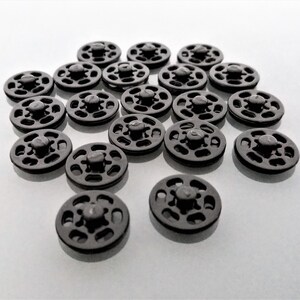 20 pressions rondes 15 mm plastiques noires image 2