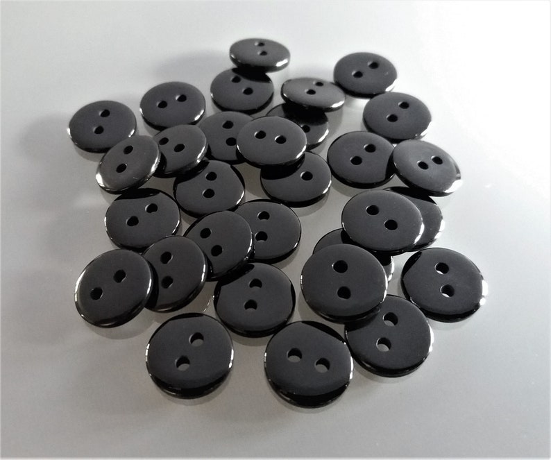 30 boutons ronds 10 mm plastique noir image 1