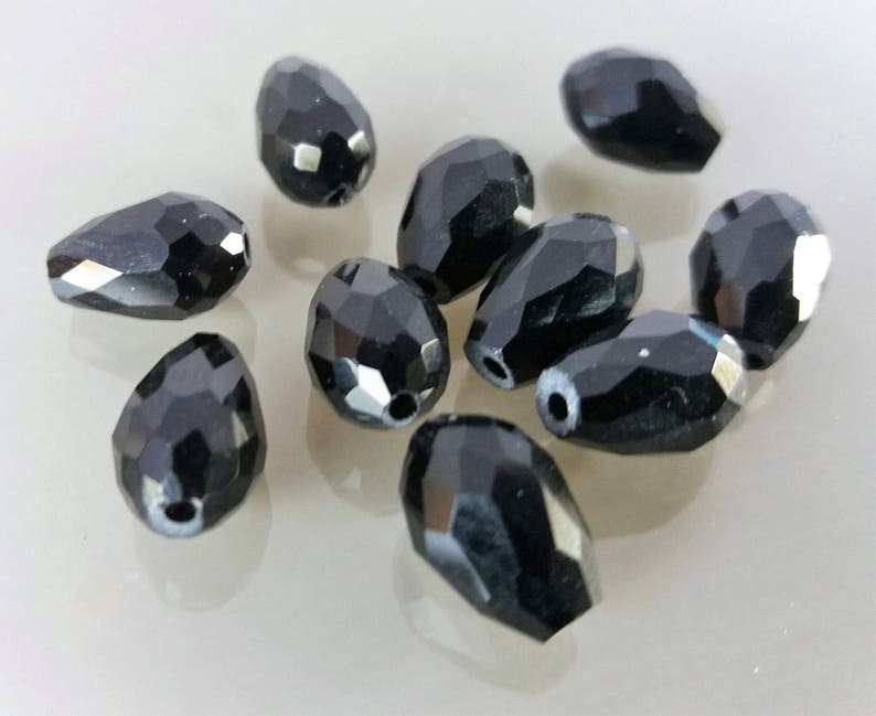 10 perles 11 mm en verre noire avec facettes image 3