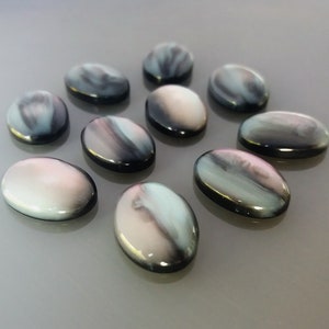 10 cabochons ovales 18 mm X 13 mm résine imitation nacre