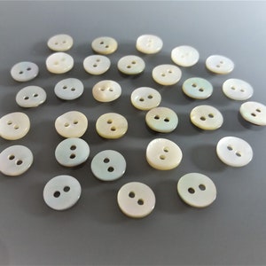 30 boutons ronds en nacre naturelle de diamètre 9 mm image 2