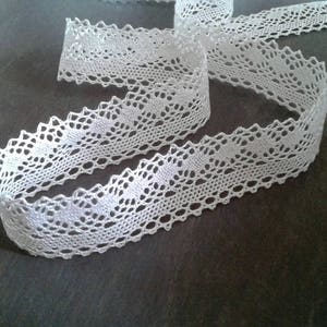 1 m 80 de dentelle blanche de coton largeur 35 mm