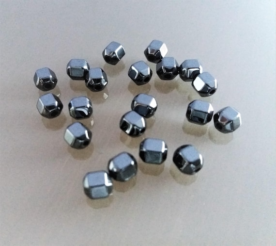 20 hexagons pearls hematite anthracite color