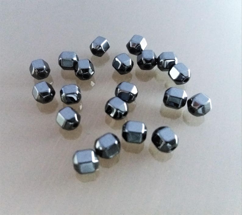 20 hexagons pearls hematite anthracite color