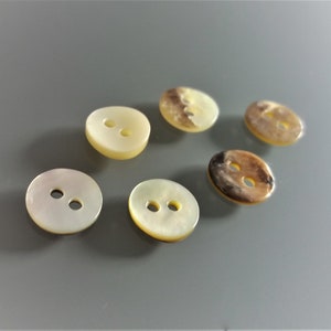 30 boutons ronds en nacre naturelle de diamètre 9 mm image 3