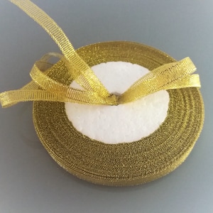 22 mètres de ruban organza 7 mm de coloris or