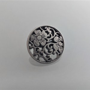 8 boutons ronds 12 mm métal gravé et ajouré coloris gris acier image 4
