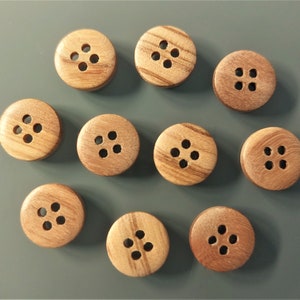 10 boutons bois ronds 12 mm 4 trous image 3