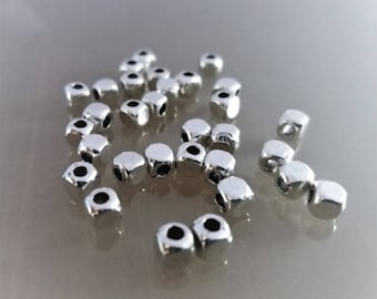 30 cubic beads metal color silver