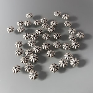 40 silver color engraved metal beads