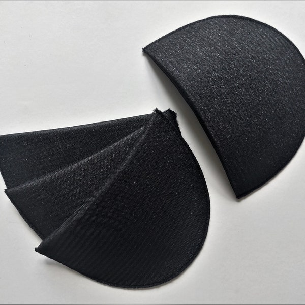 Set of 4 thin black shoulder pads