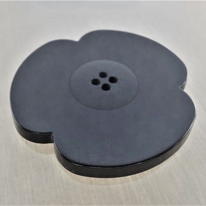 3 Boutons fleurs 4 cm plastique coloris noir image 3