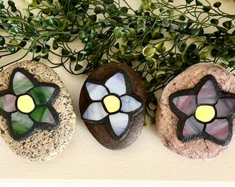 Free Shipping Little flower Glass Mosaic Garden Stones Yard Art paperweight stocking stuffers party favors